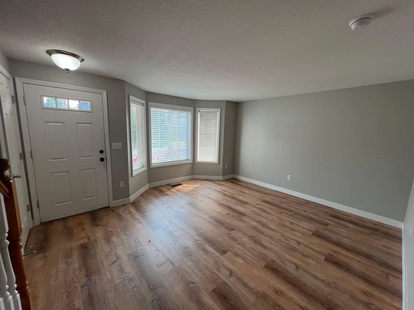 2 Story North Salmon Creek Home For Lease 916 Nw 148Th St – photo 4
