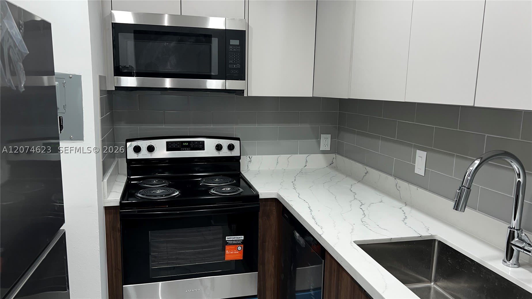 9107 SW 137th Ter – photo 2