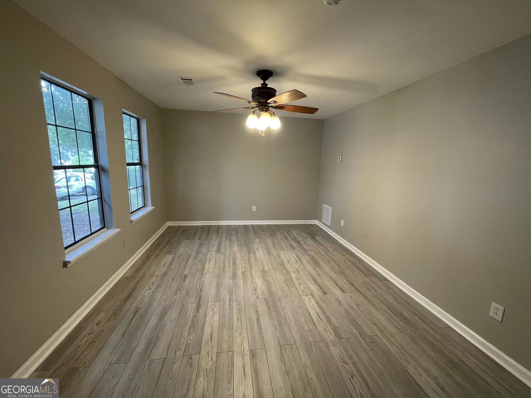 4001 Laurie Jo Drive SW – photo 4