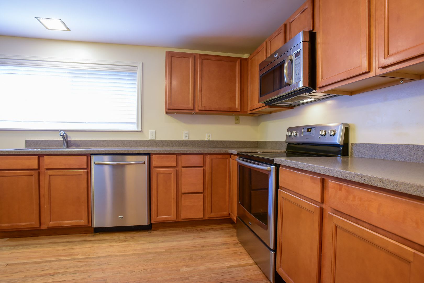 Beautiful 4 Bedroom Plus Office Home In Ballard – photo 3