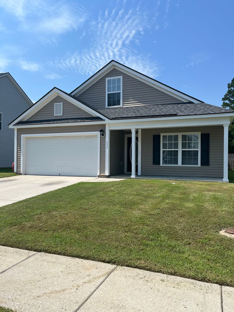 5 Bedroom Home in Desirable Longleaf Community – photo 2