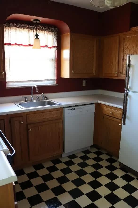 1311 Huntington Avenue – photo 3