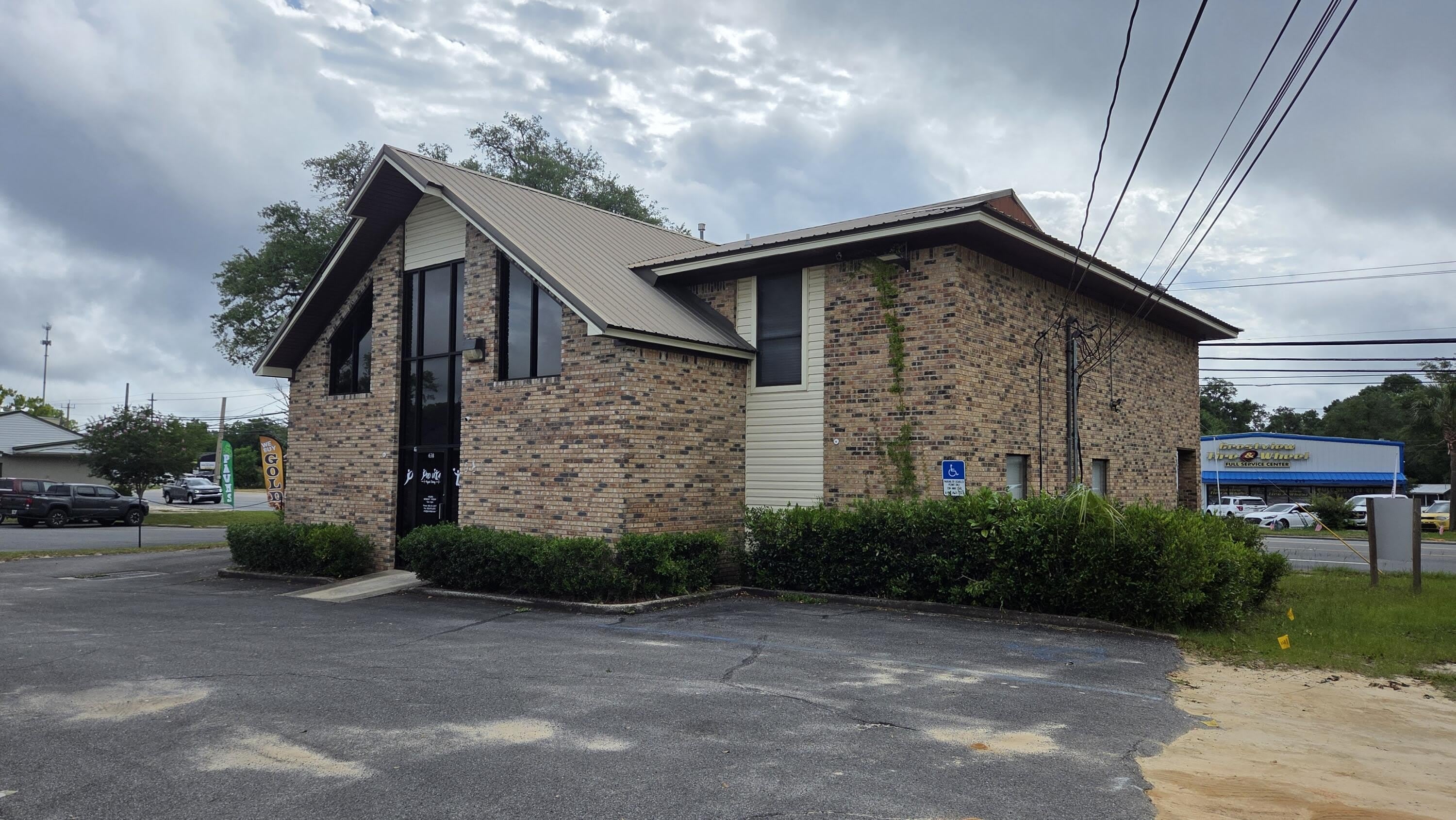638 N Ferdon Boulevard – photo 4