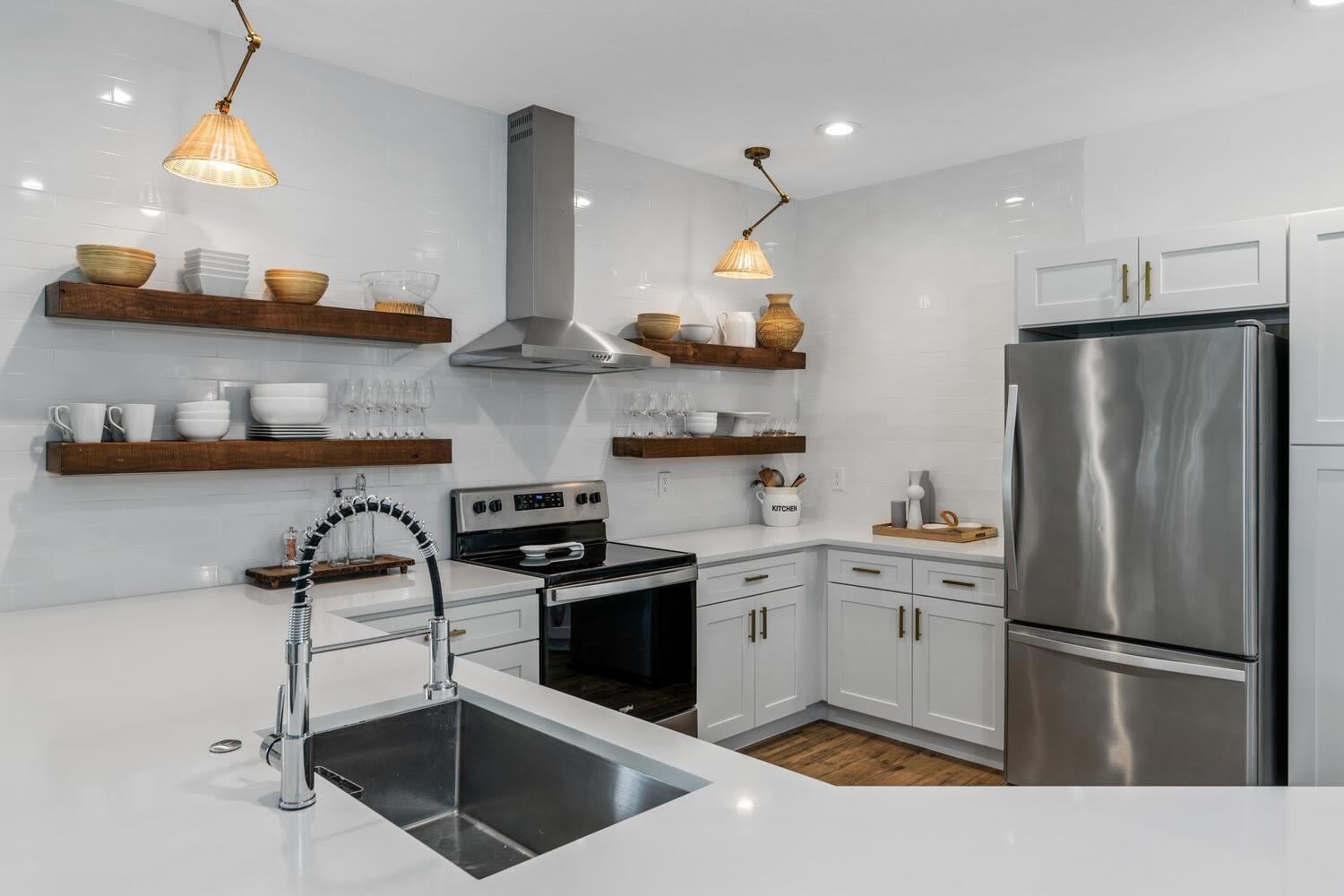 13531 Fountain View Boulevard – photo 4