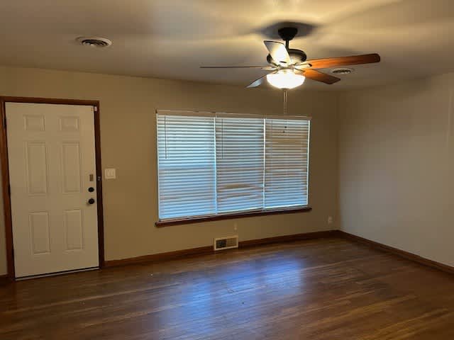 1104 W Robinson St – photo 2