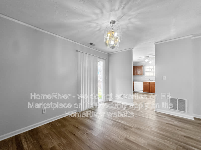 1174 Pin Oak Dr – photo 5