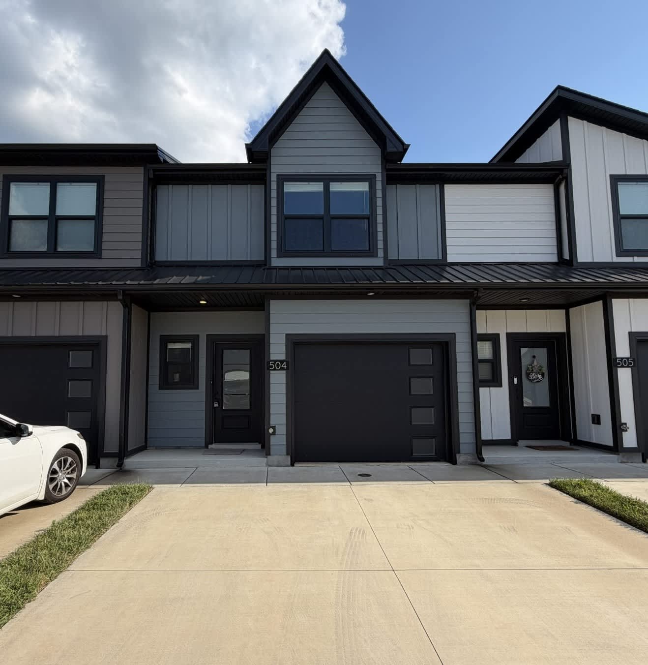 504 Jonathan Wade Circle – photo 1