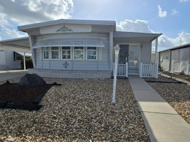 4816 4th St W – photo 1