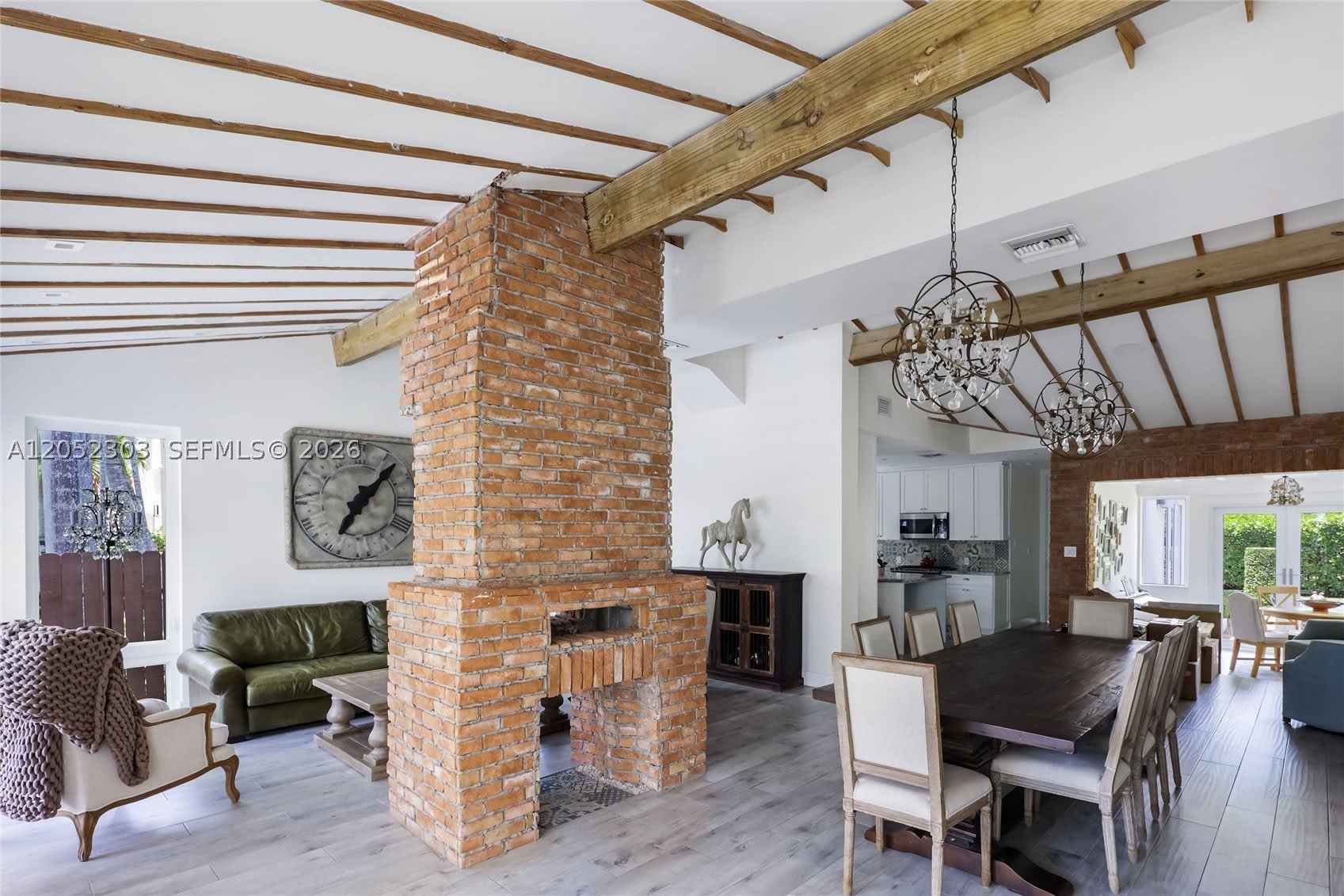 583 W 49th St – photo 3