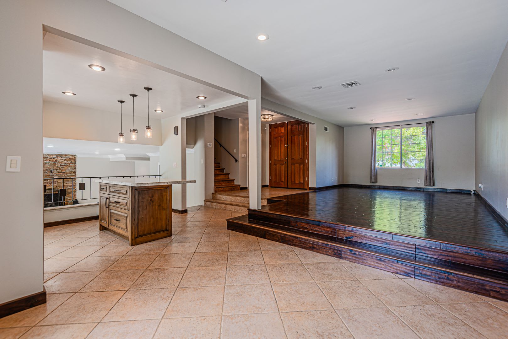 New Price Reduction Beautiful 4 Bed 3 Bath House In Winnetka The Sf Valley With Pool 2 Car Garage – photo 3