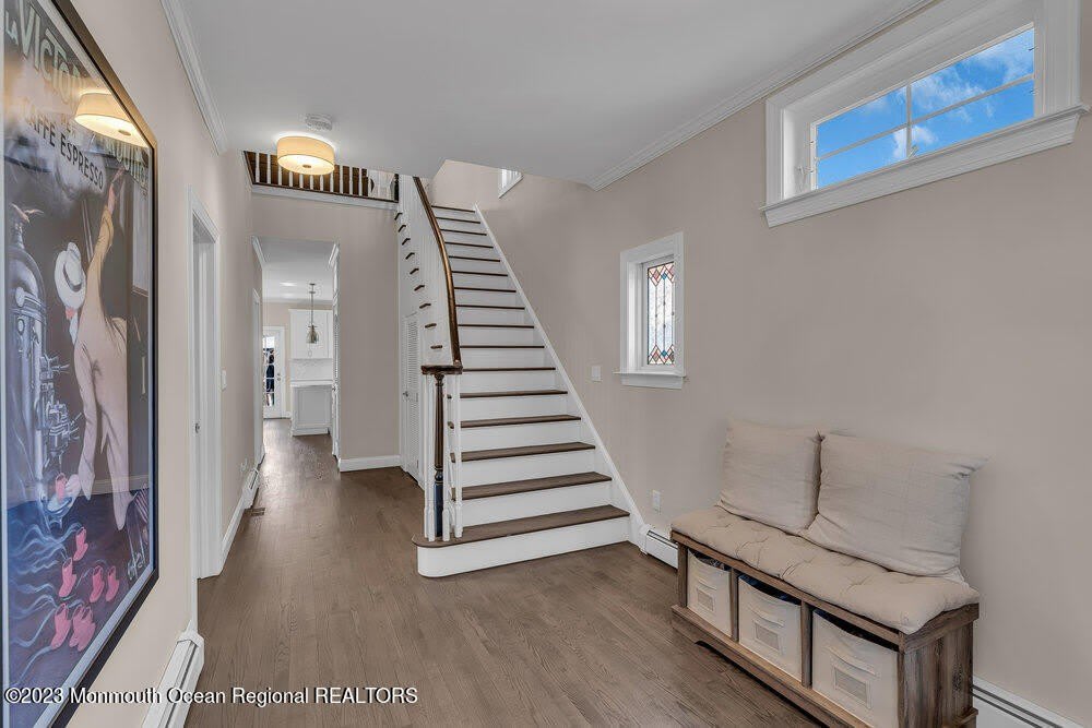 323 E Main Street – photo 4