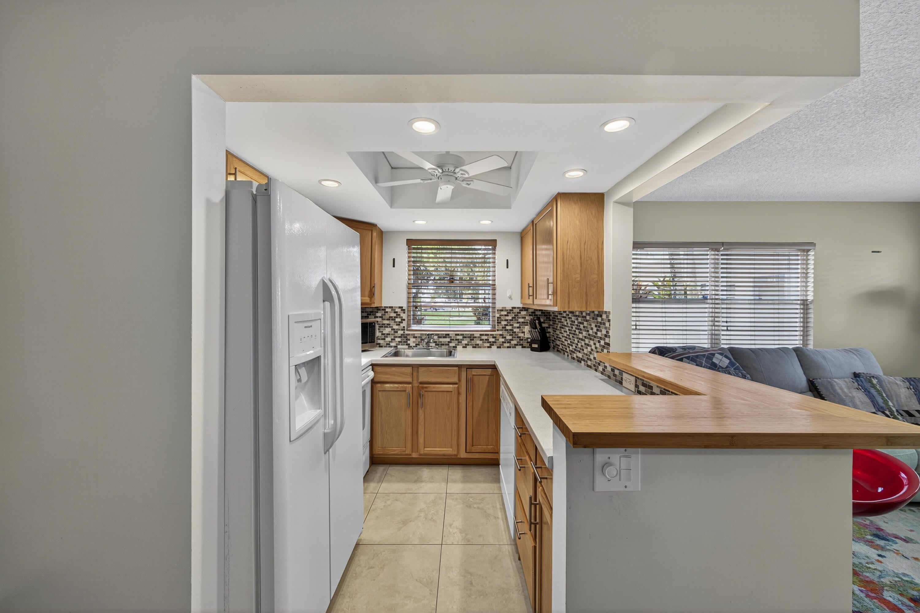 125 Newport I – photo 3