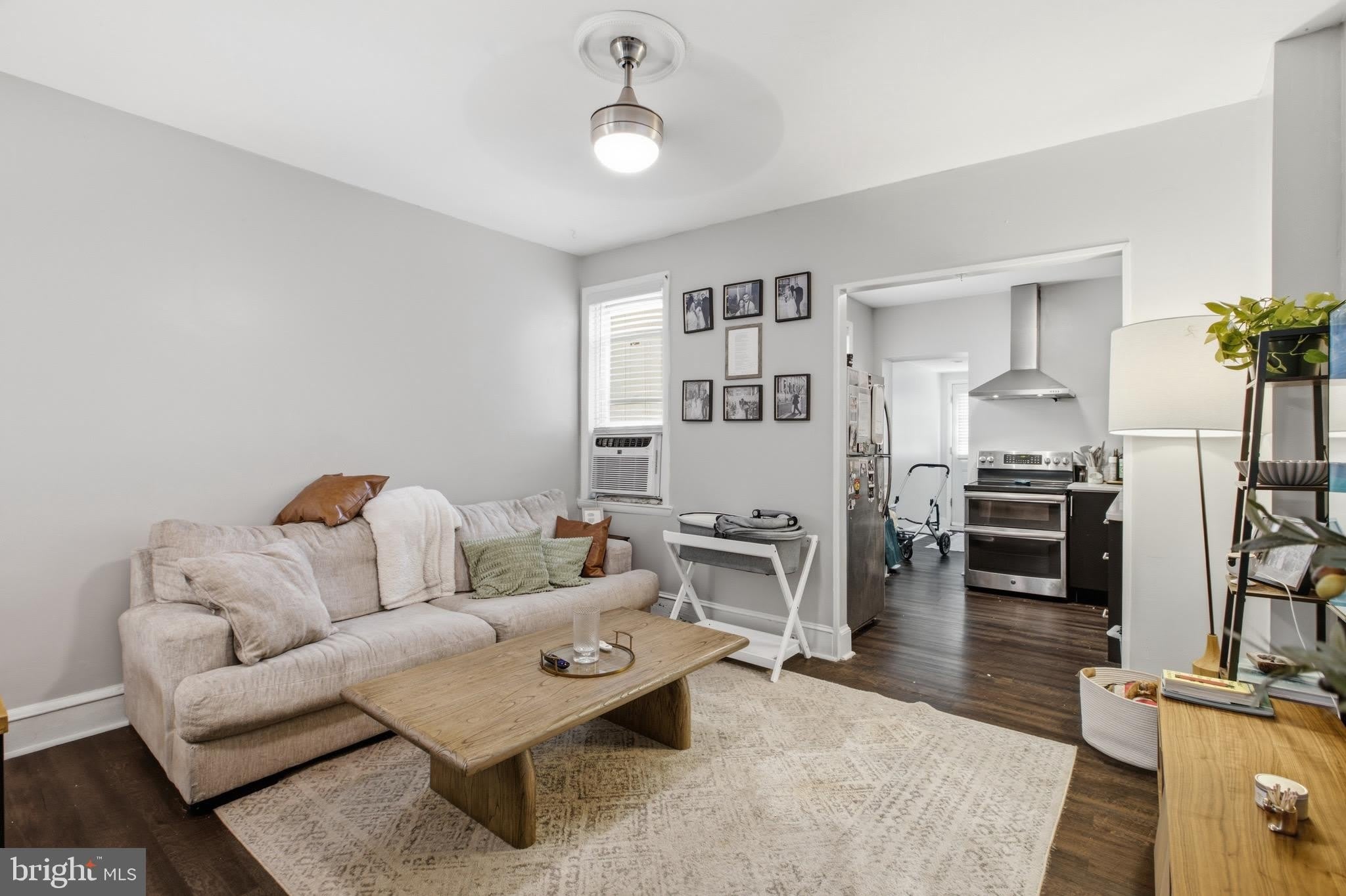 1733 BLAIR Street – photo 2