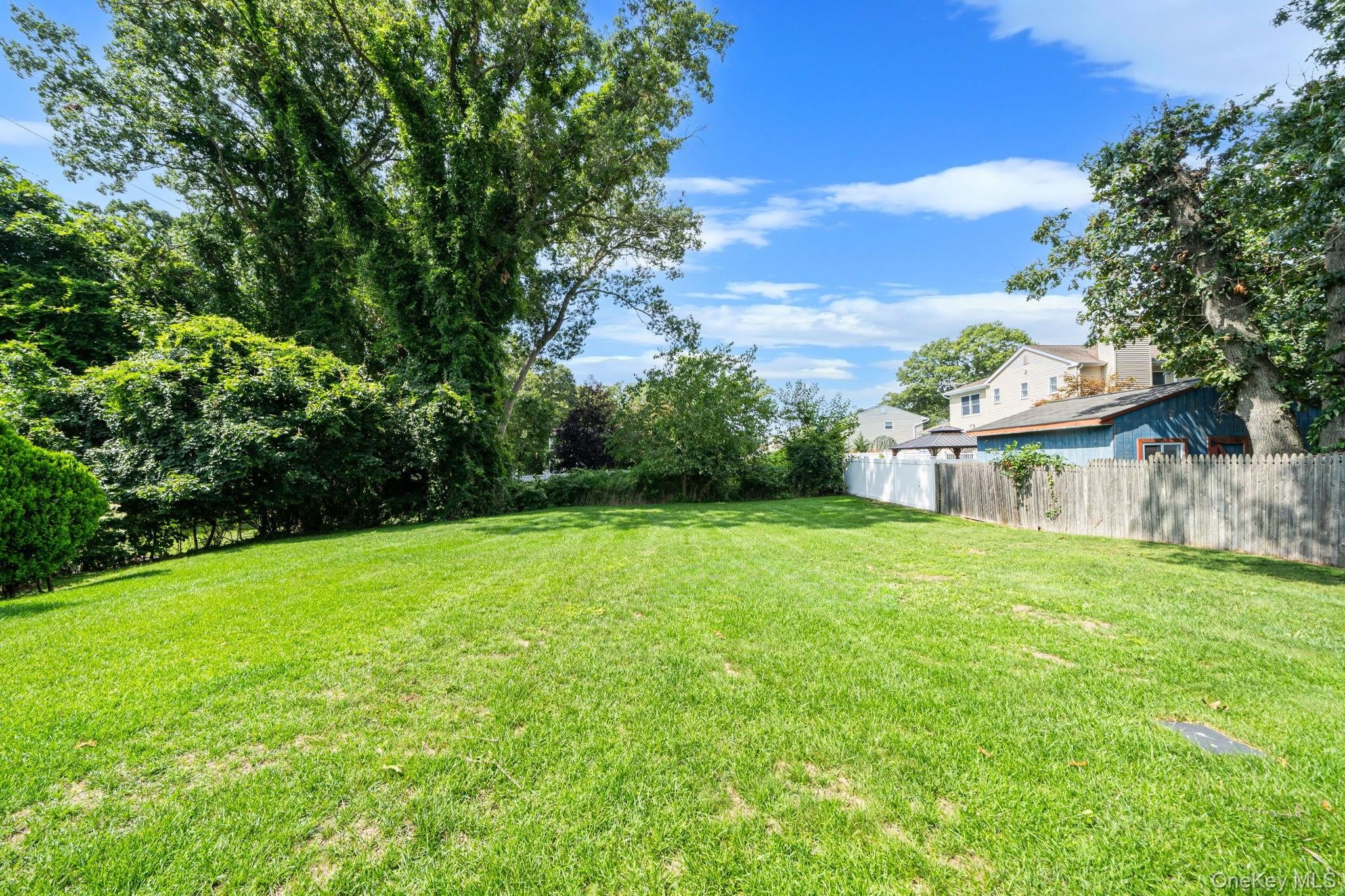 2794 Ocean Avenue – photo 5