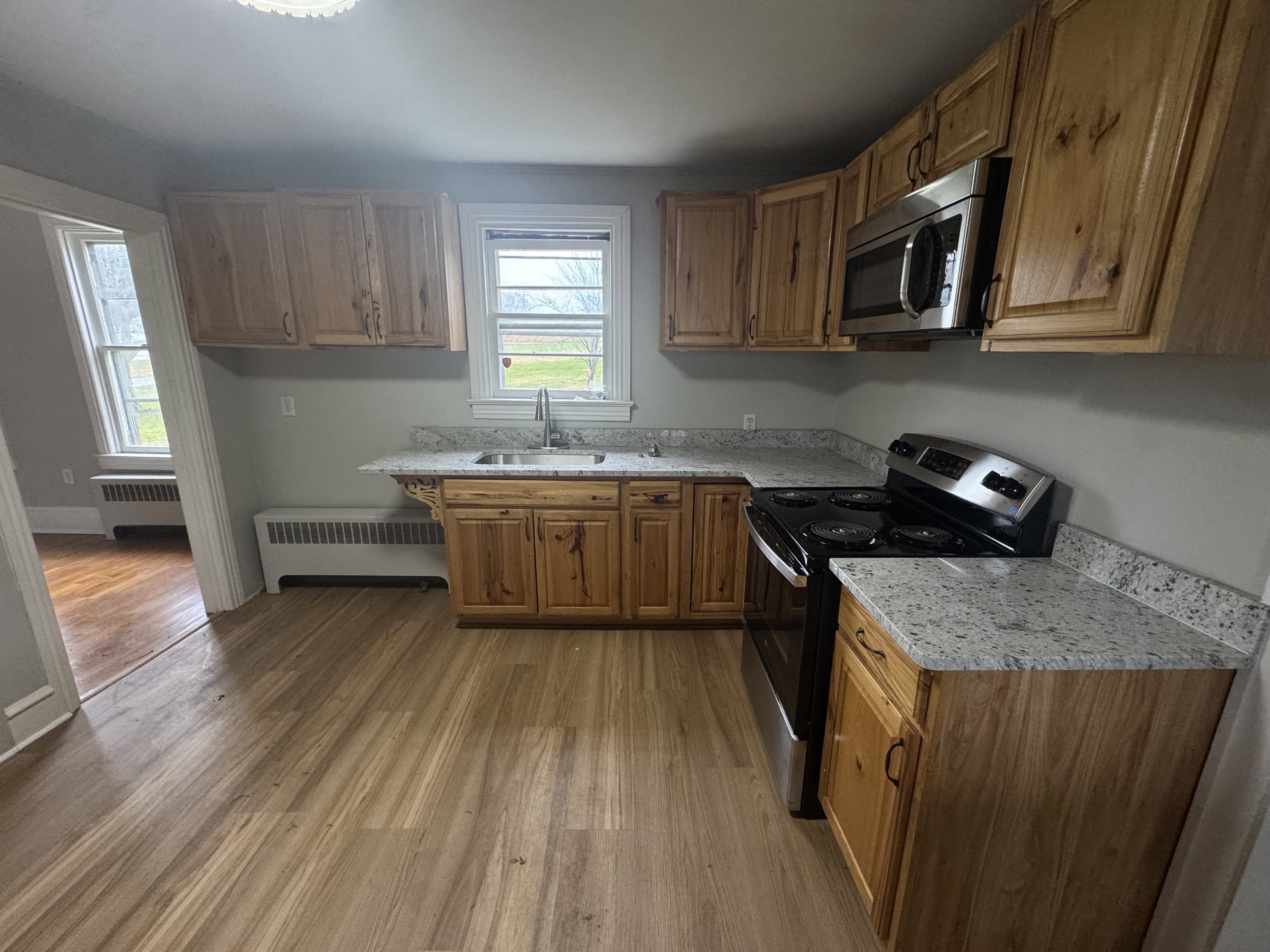801 East Moler Avenue – photo 5