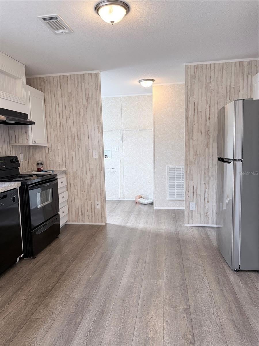 932 SE 40TH Place – photo 5
