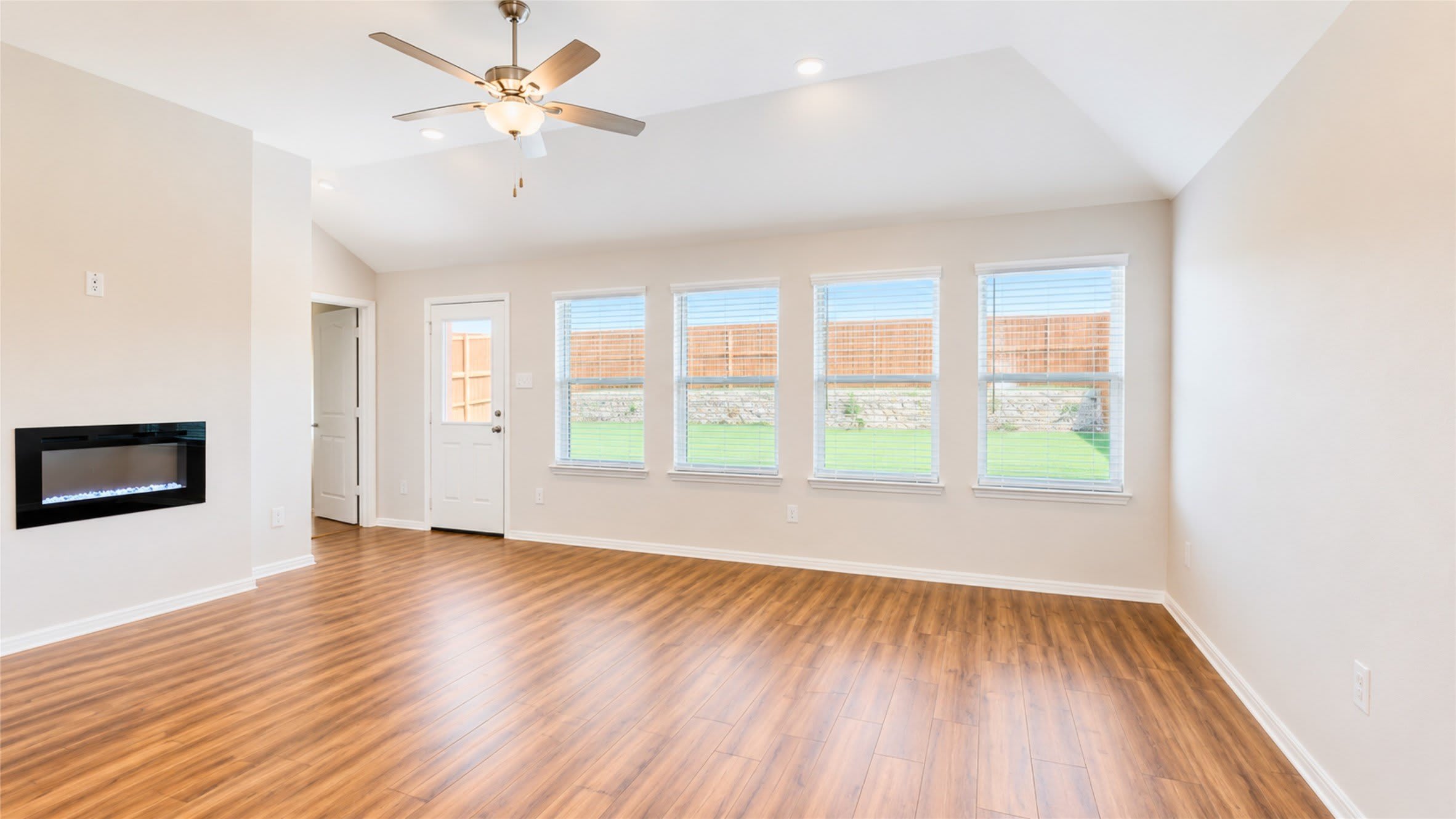 117 Corcovado Avenue – photo 4