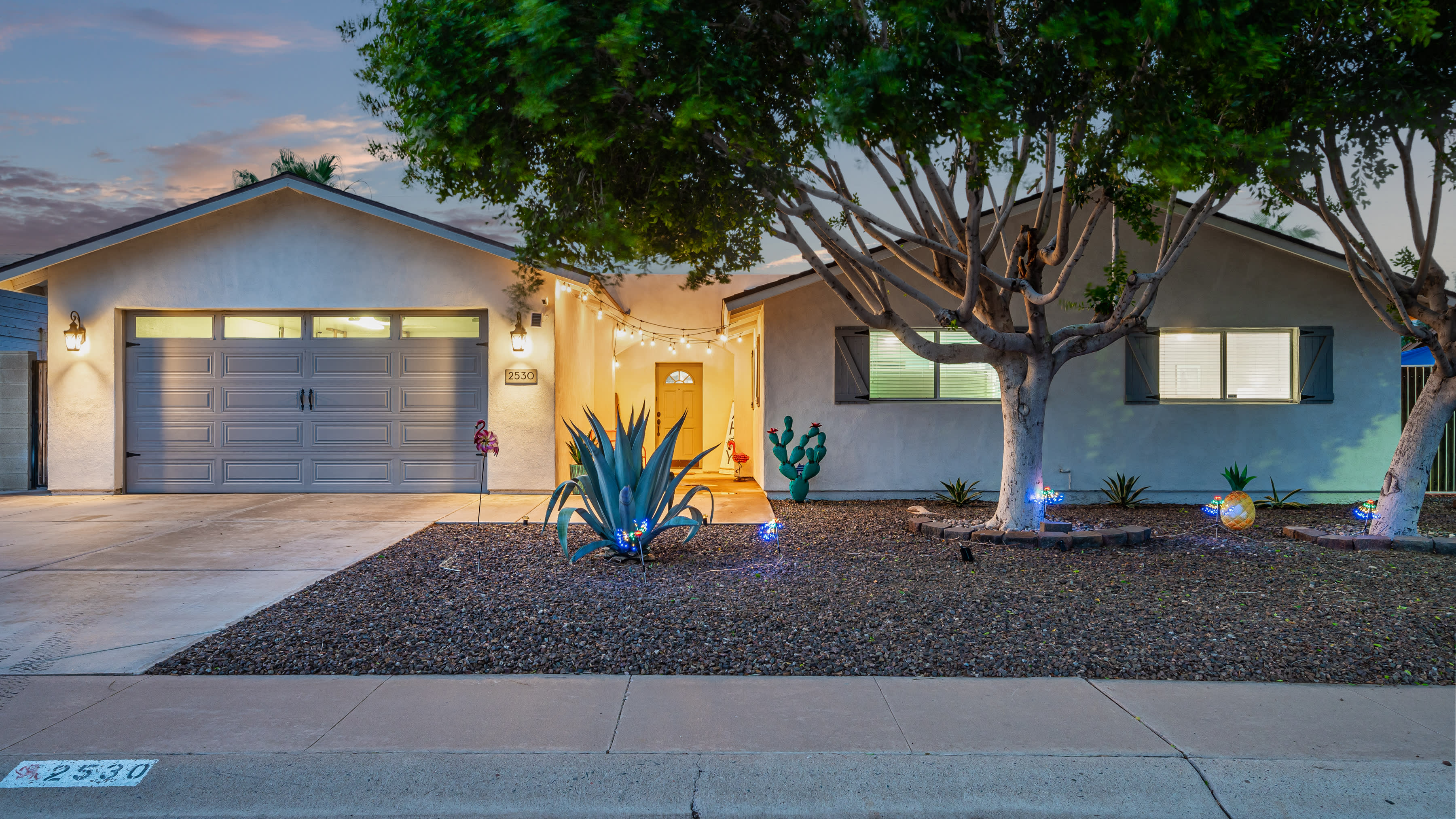 2530 N 68Th Pl – photo 1