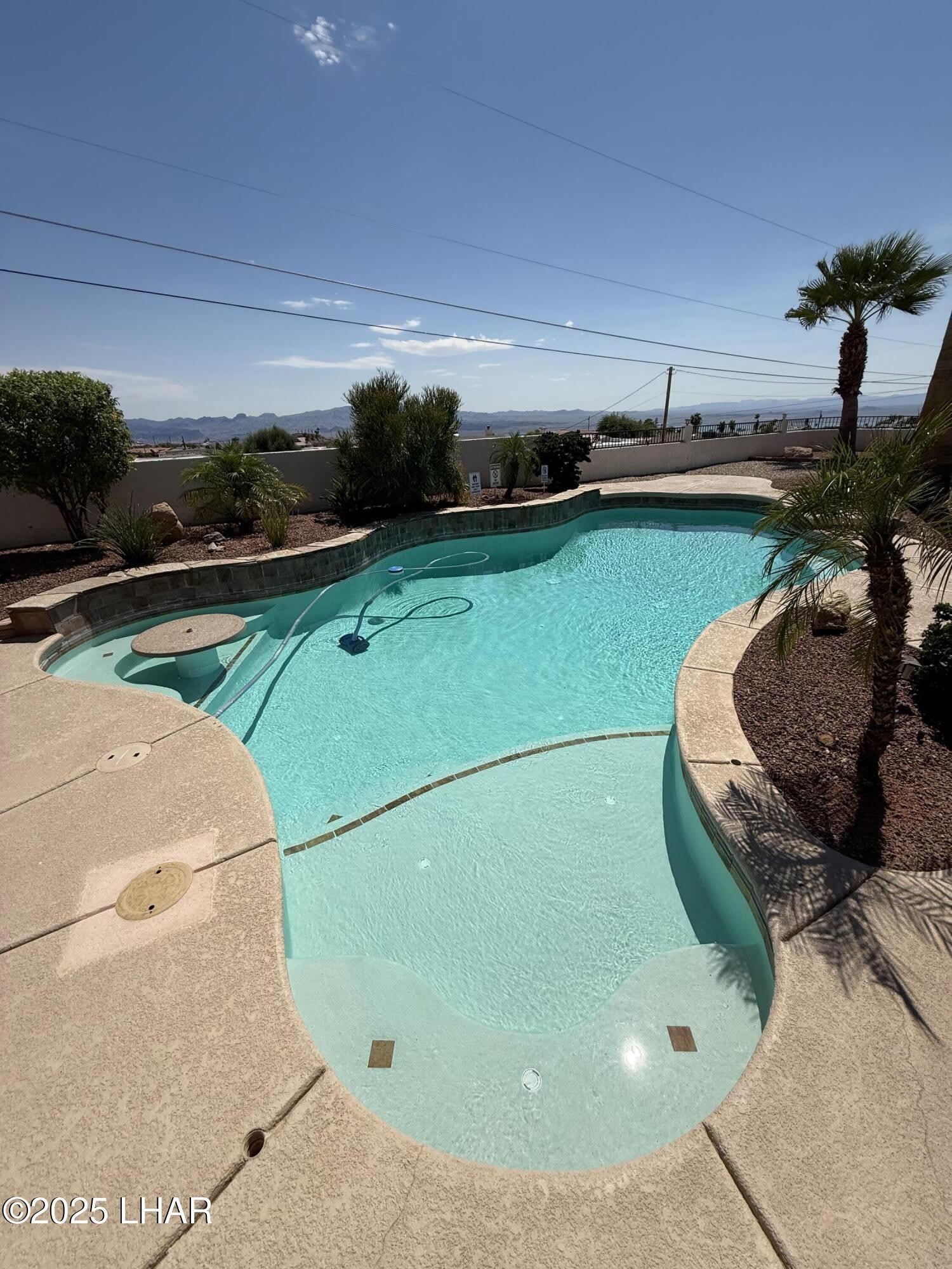 3880 Vega Dr – photo 2