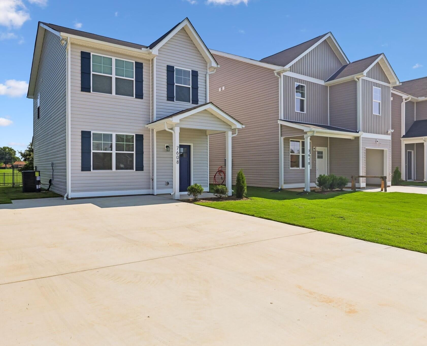 7608 Nightingale Court – photo 1