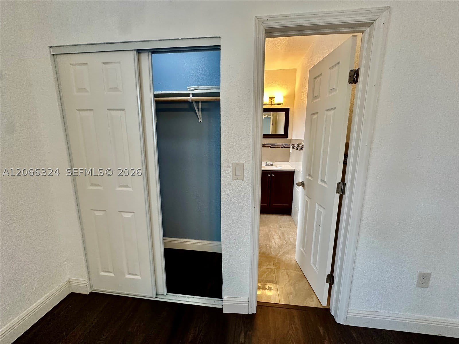 6773 Camelia Dr – photo 4