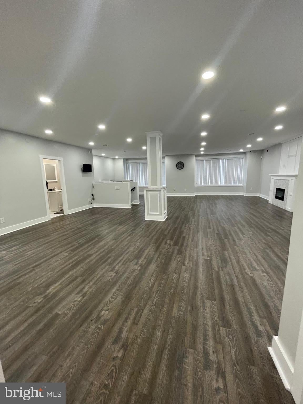 1323 Lindley Avenue – photo 3