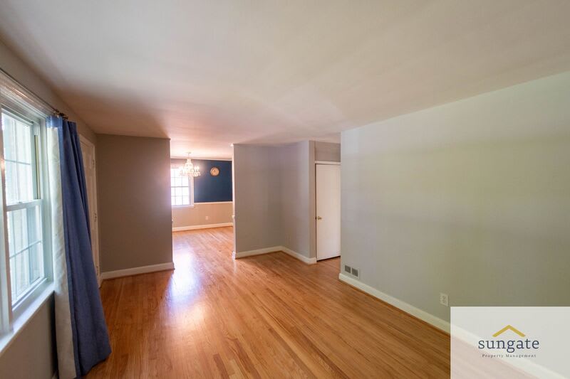 326 Lincoln Ave – photo 3