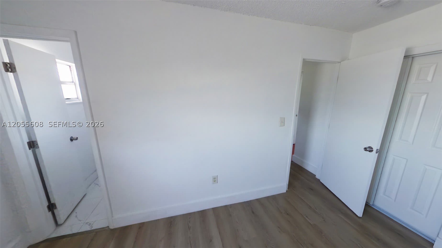 2660 Palm Ave – photo 2