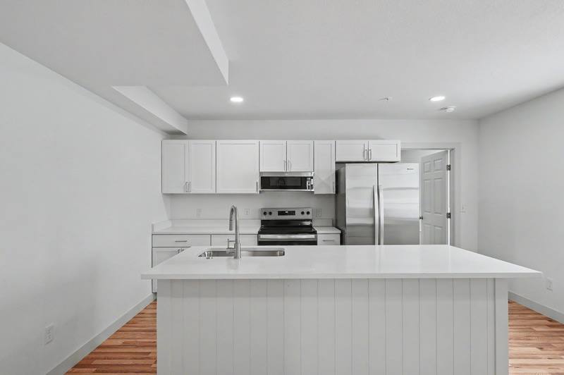 908 Indiana Street – photo 2