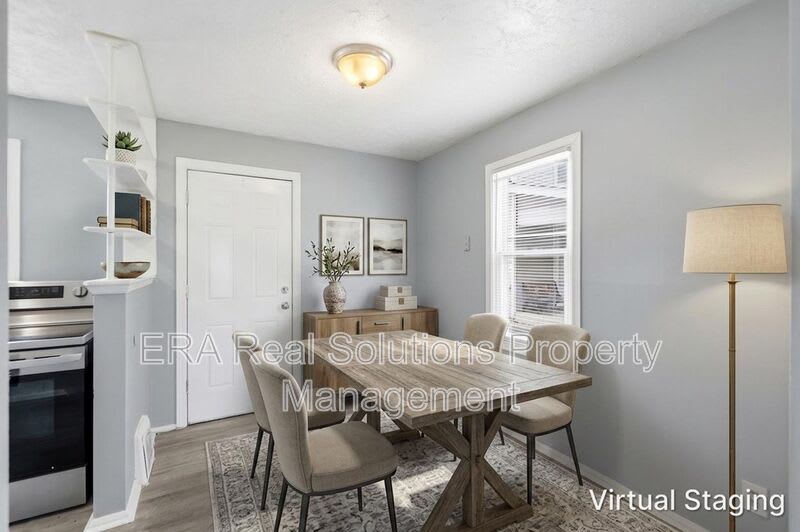 2065 W Mound St – photo 2