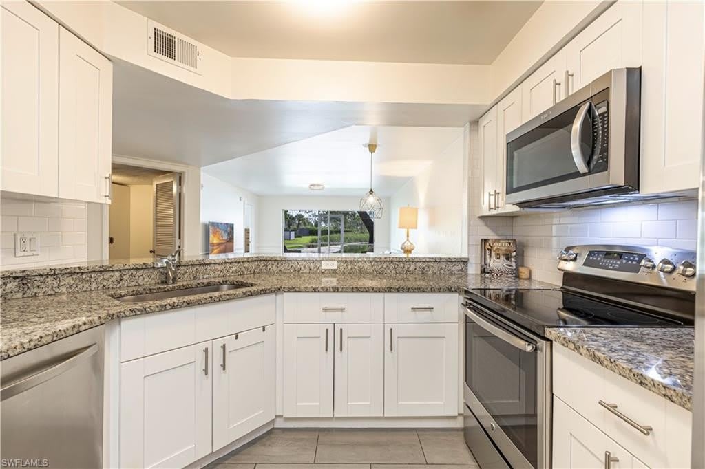 9600 Victoria Ln – photo 2