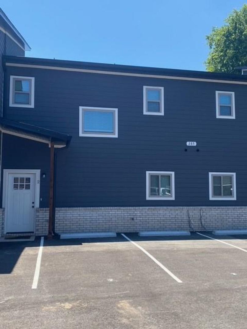 Newly Constructed Townhome! – photo 2