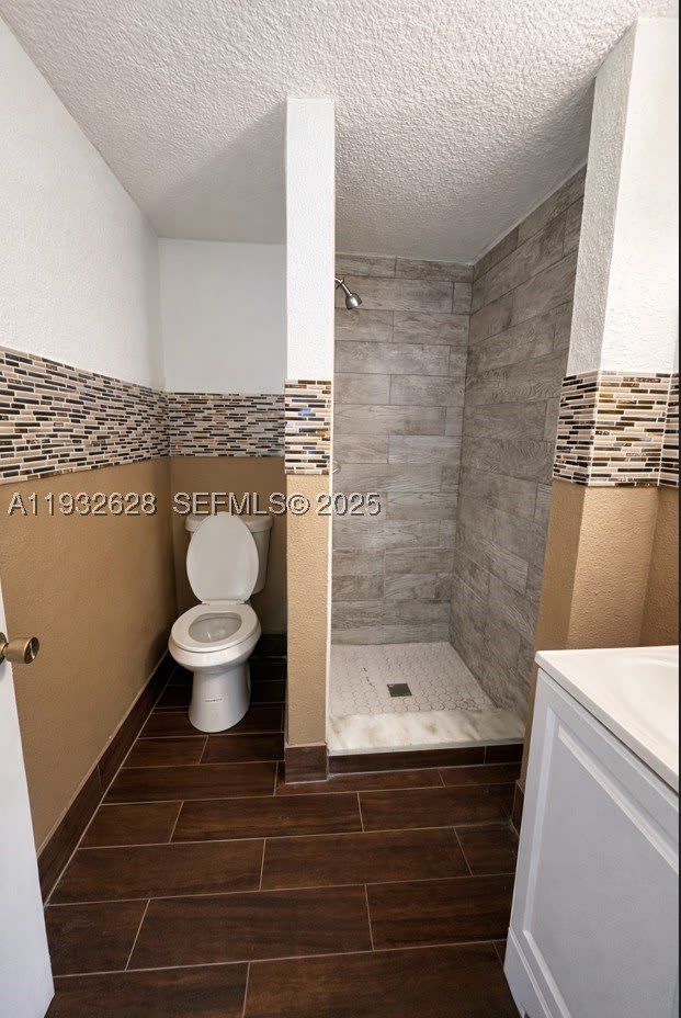 14405 NE 5th Ave – photo 2