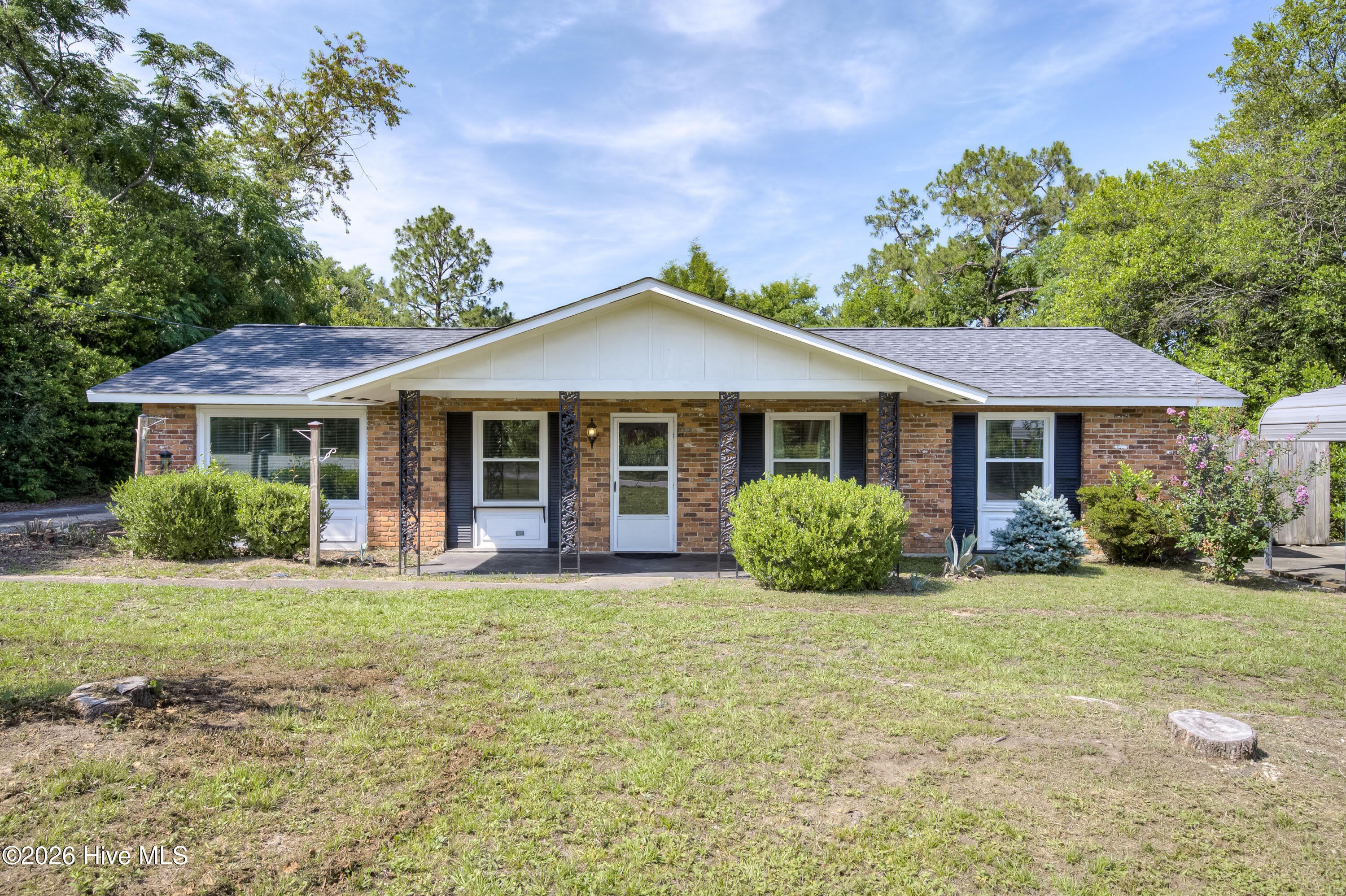 2107 Faircrest Avenue – photo 1