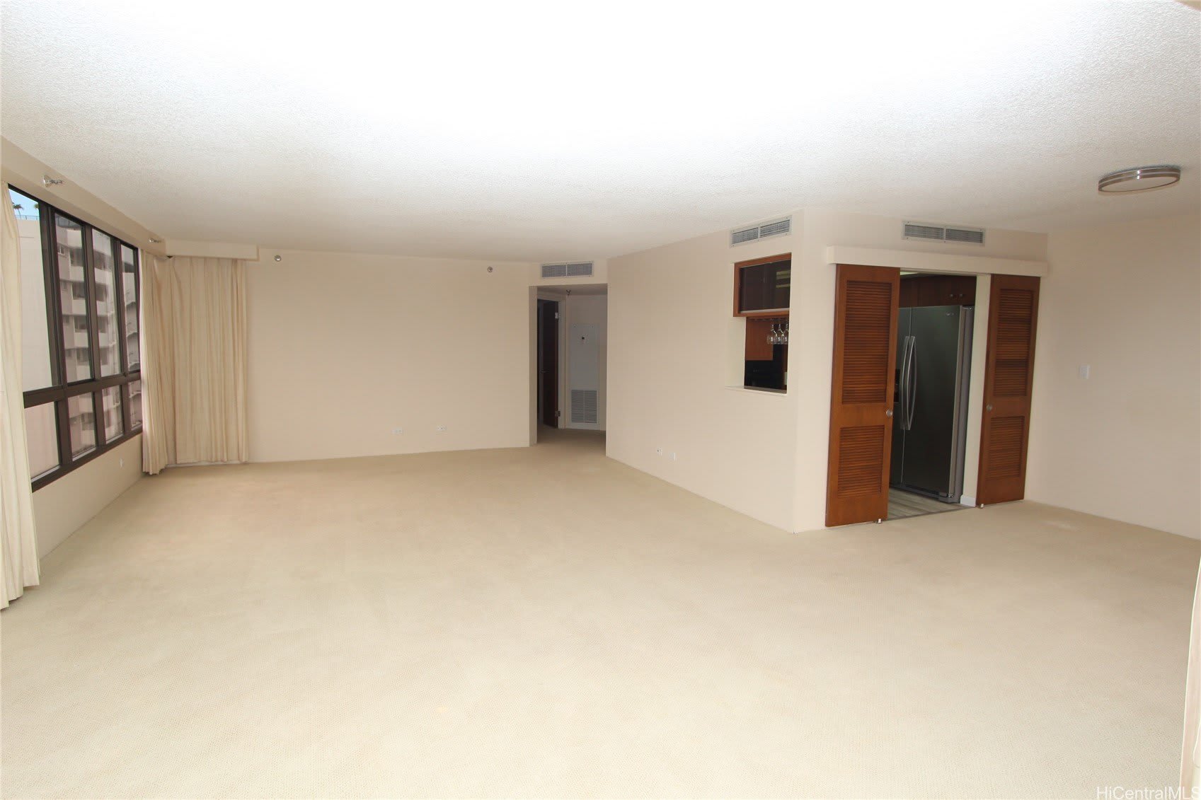 1050 Lunalilo Street – photo 2