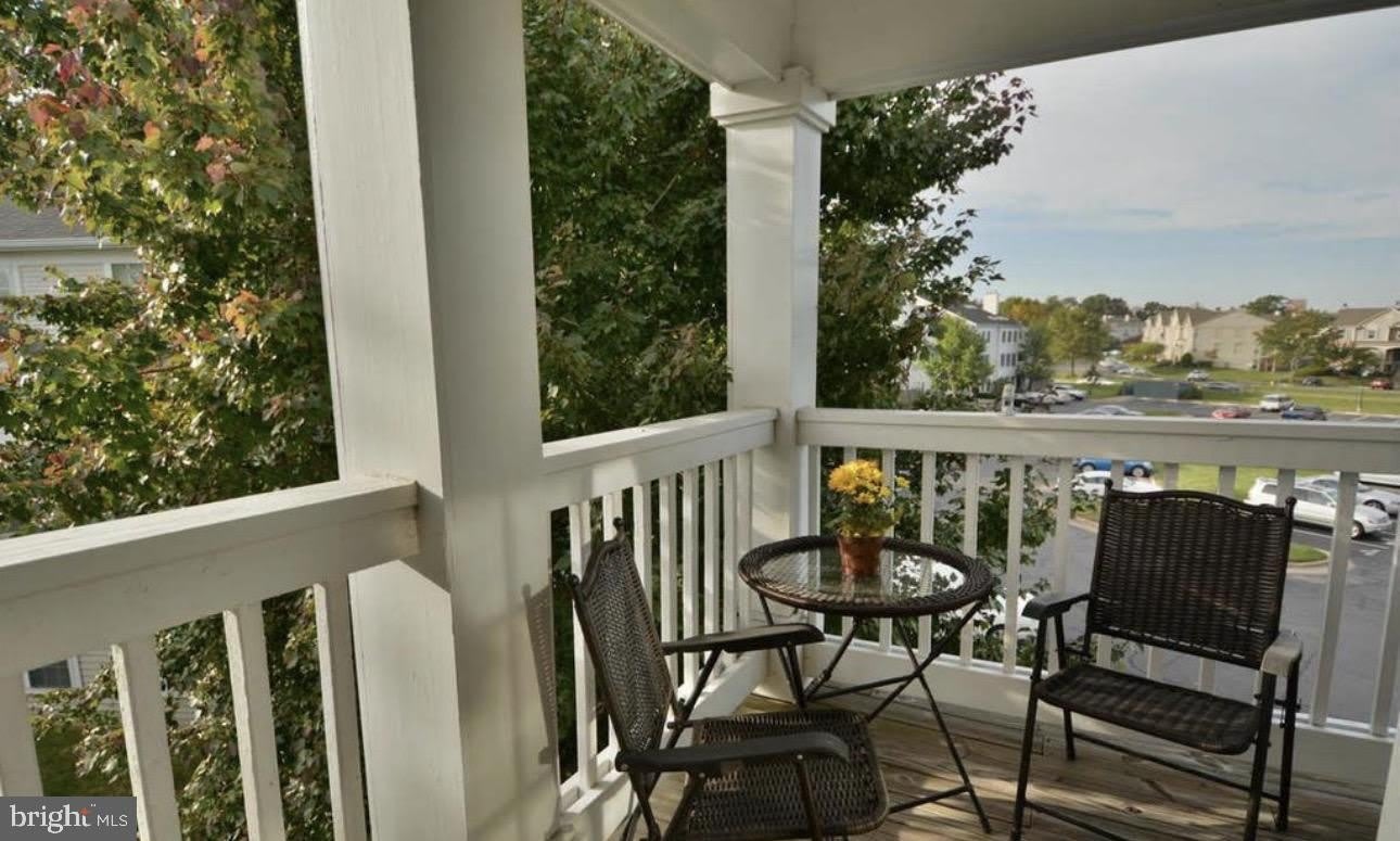 8095 LACY Drive – photo 5