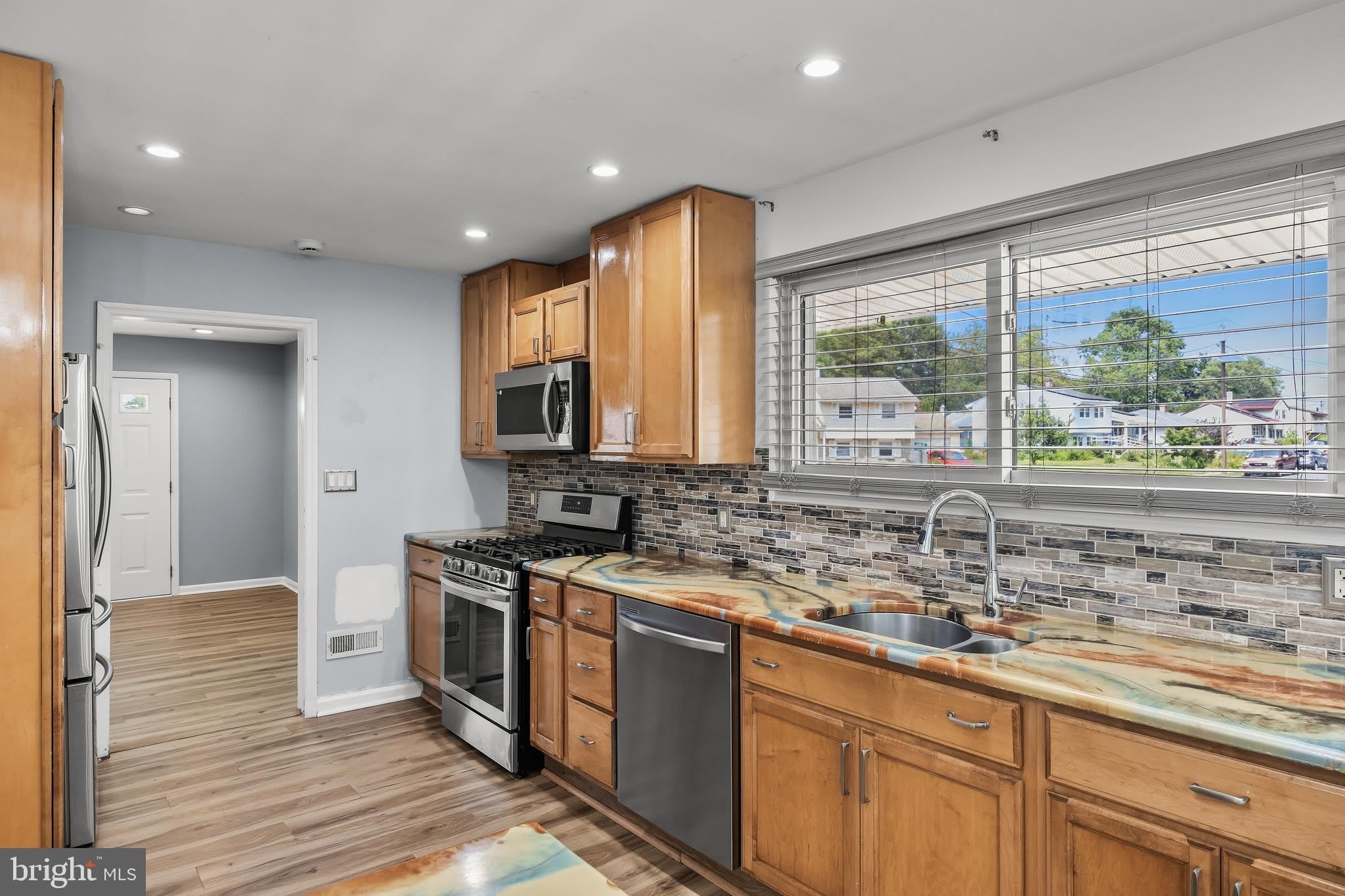 32 LARKIN Road – photo 4