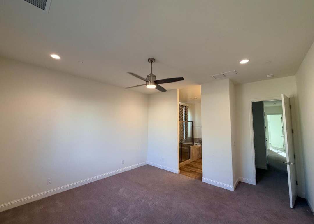 2935 21st Ave – photo 3