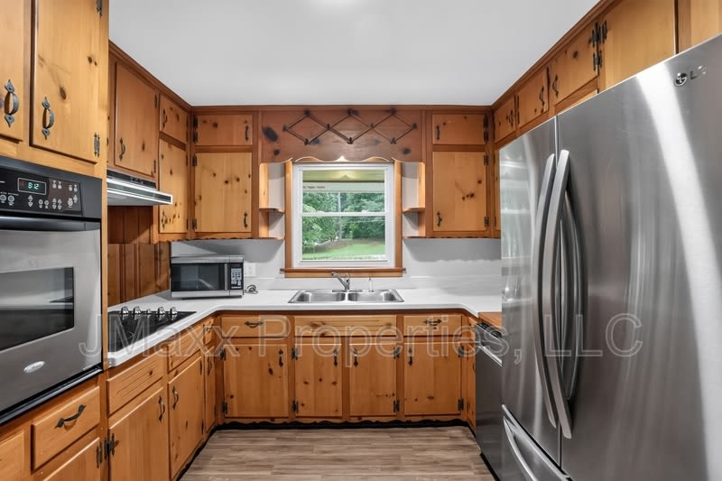 13795 Birmingham Highway – photo 3