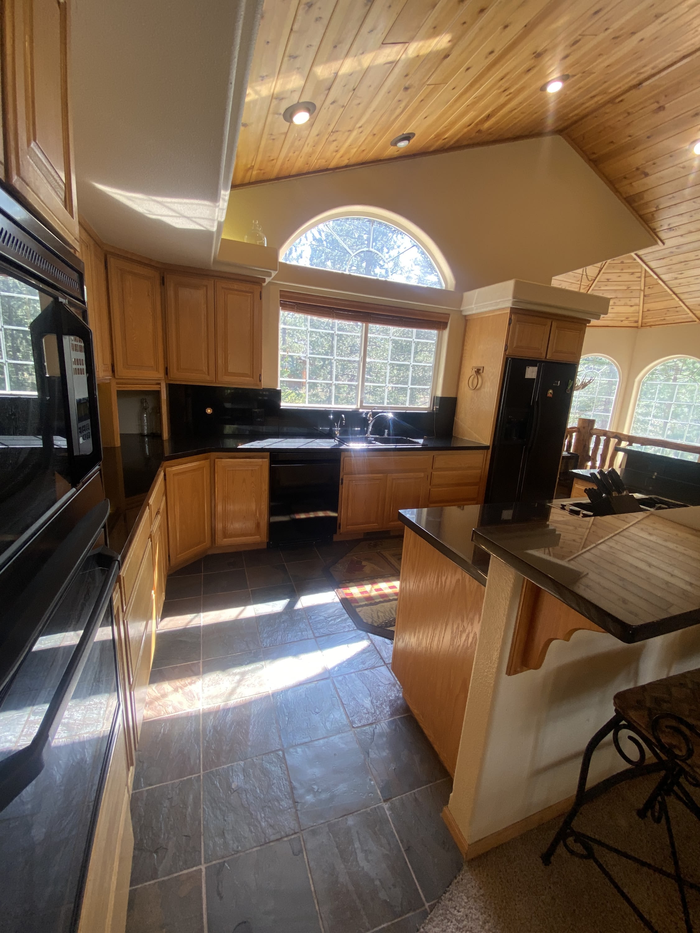 2346 Highlands Drive – photo 2
