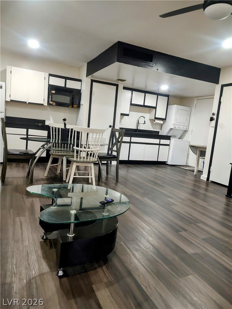 1507 Elizabeth Avenue – photo 3