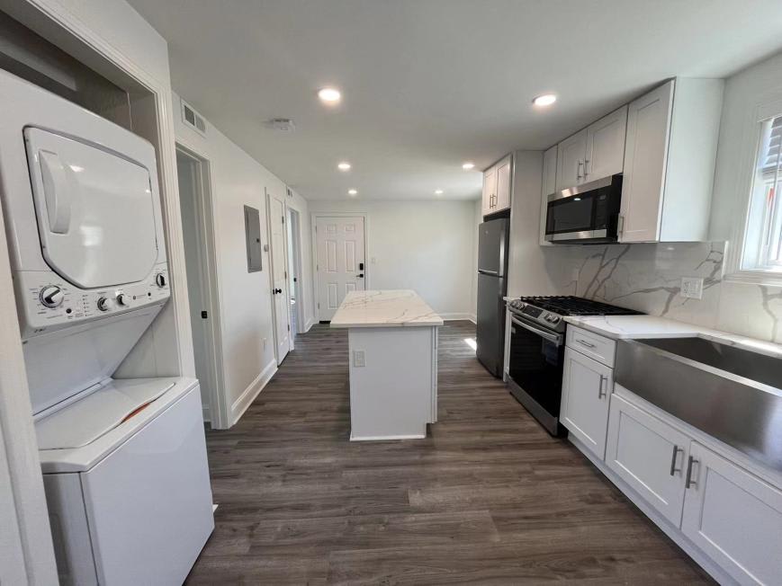 336 LOWELL St. – photo 1