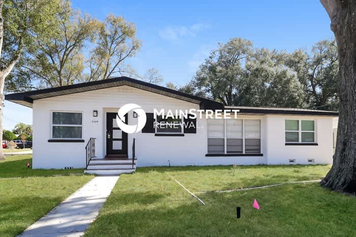 2024 10th Street Northwest – photo 1
