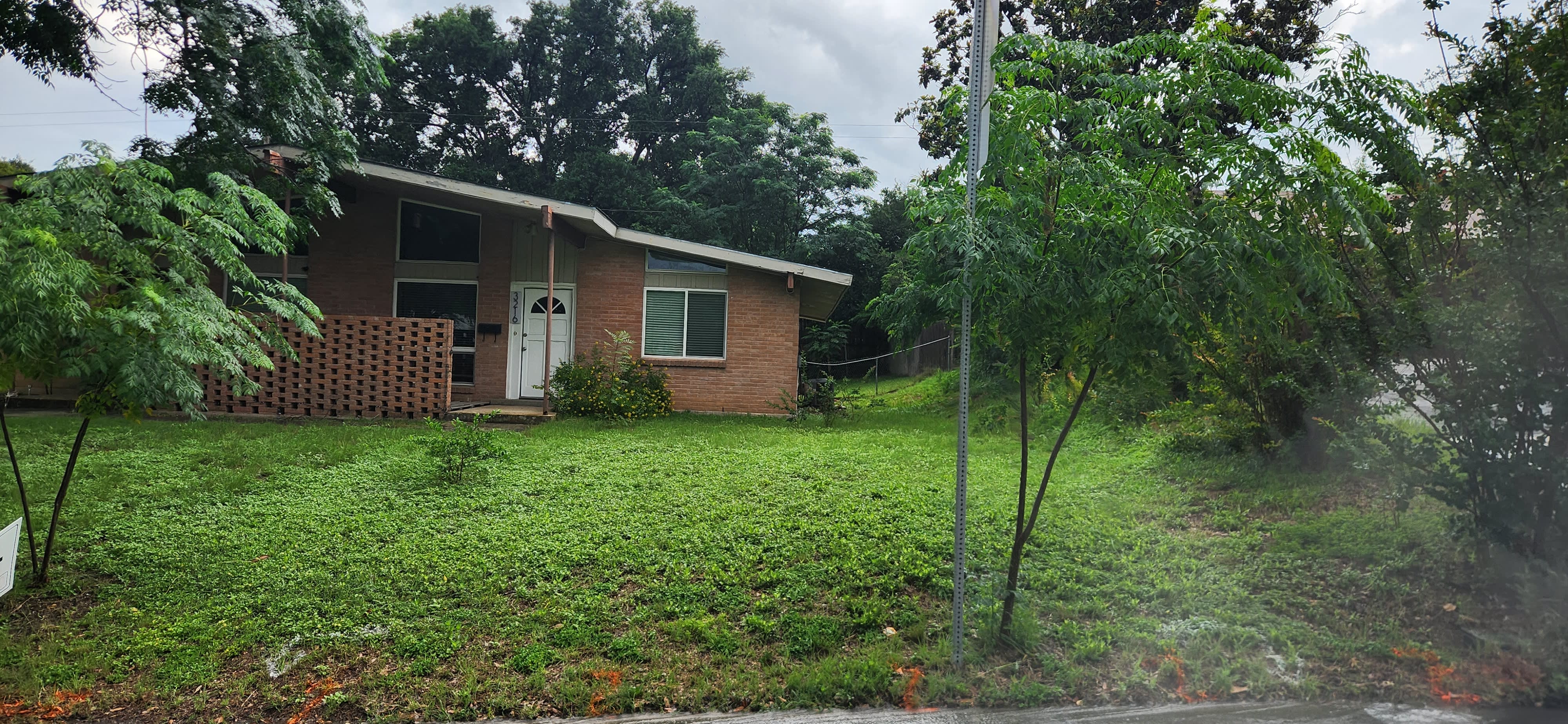 3216 Urban Crest Drive – photo 2