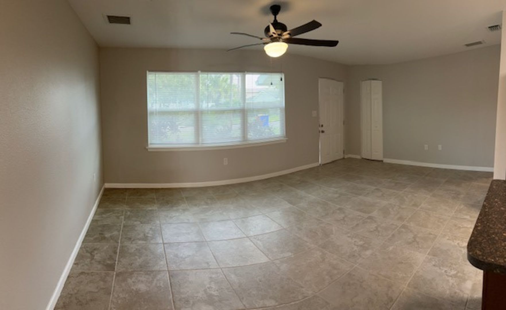 Must See! Renovated 3/2 Block Home Close To River! Water and Lawn Care Included – photo 2