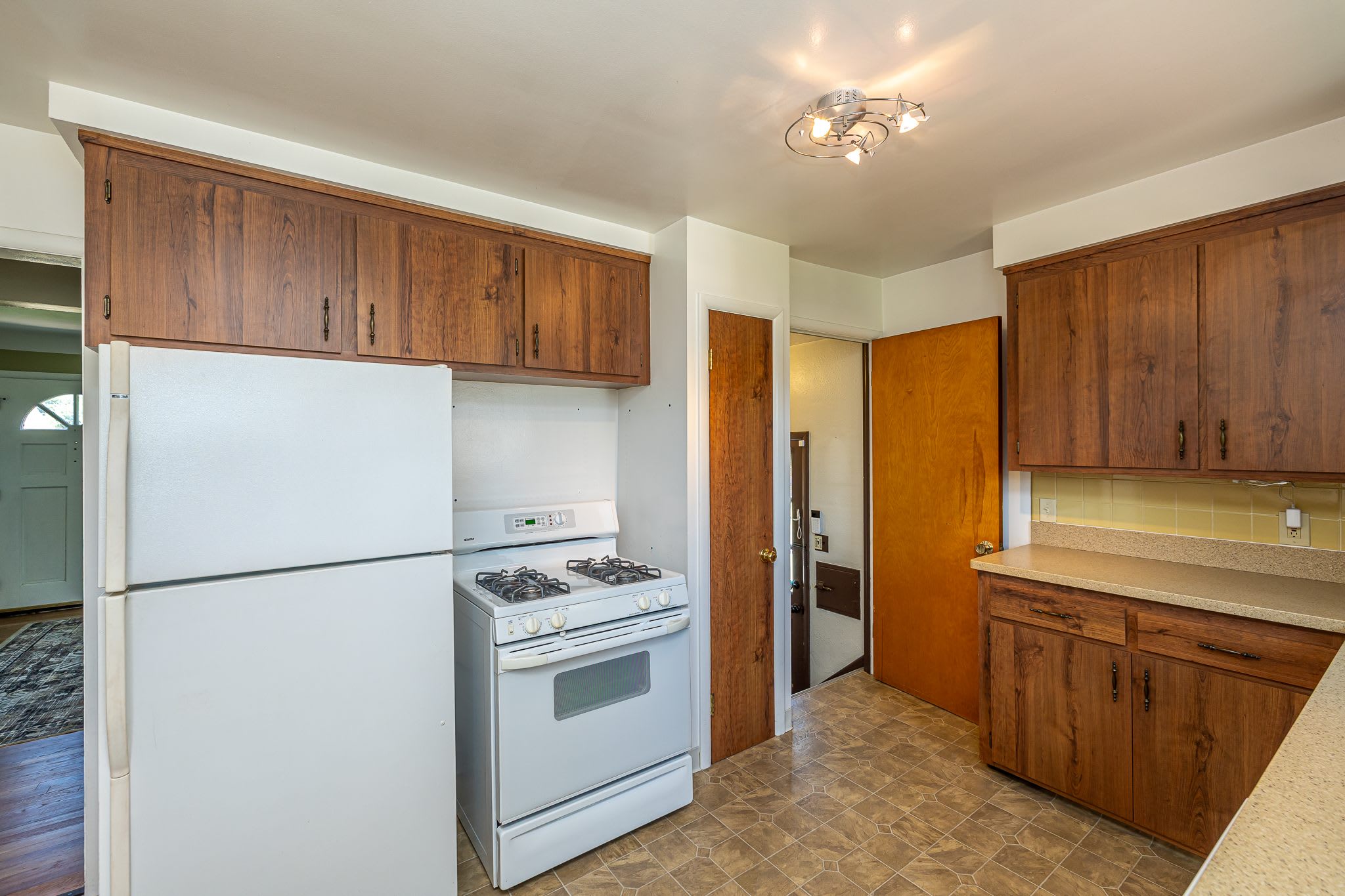 679 Dickerson Rd – photo 4