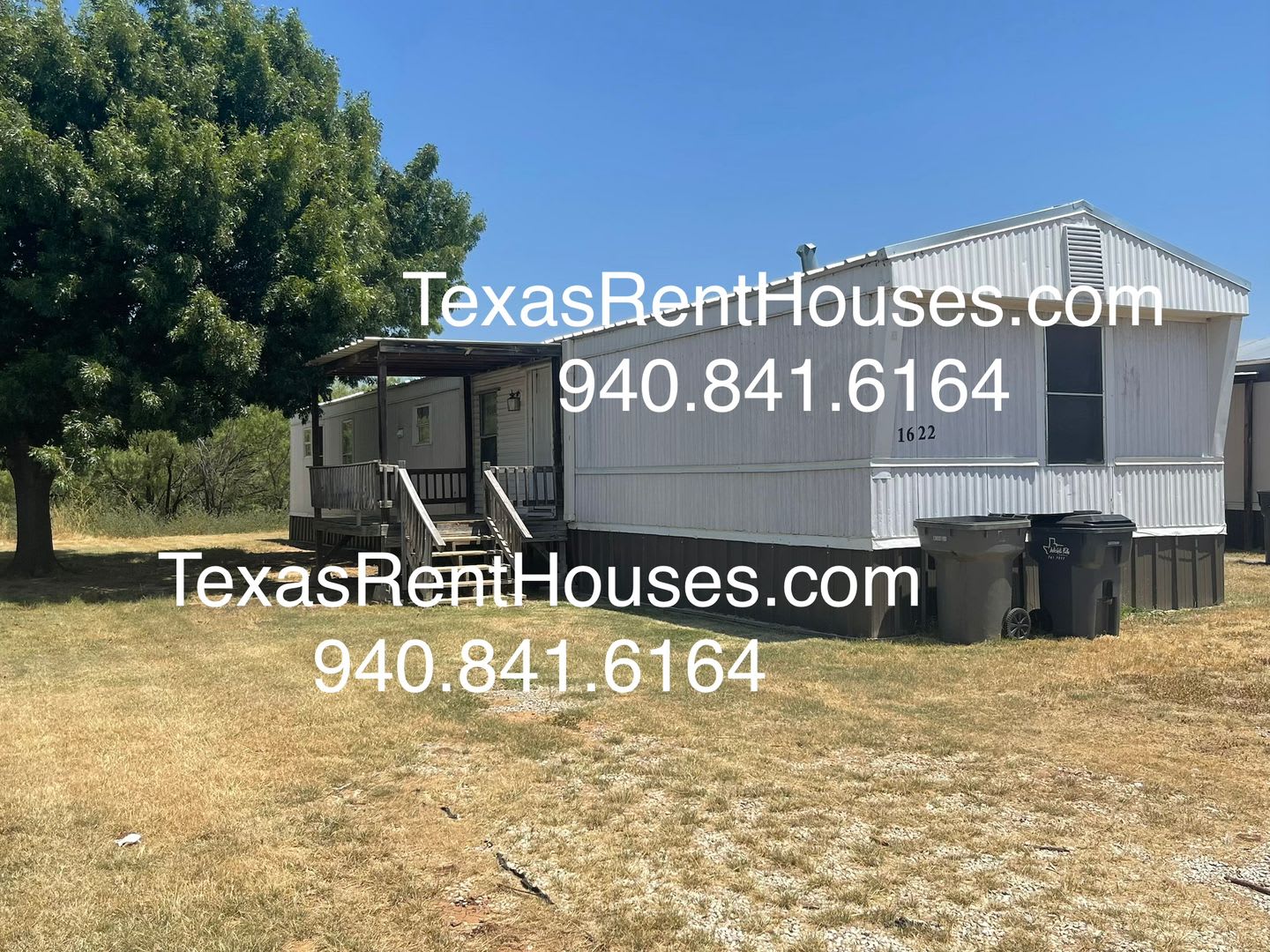 Newly Remodeled 3/2 Home Available NOW! – photo 1