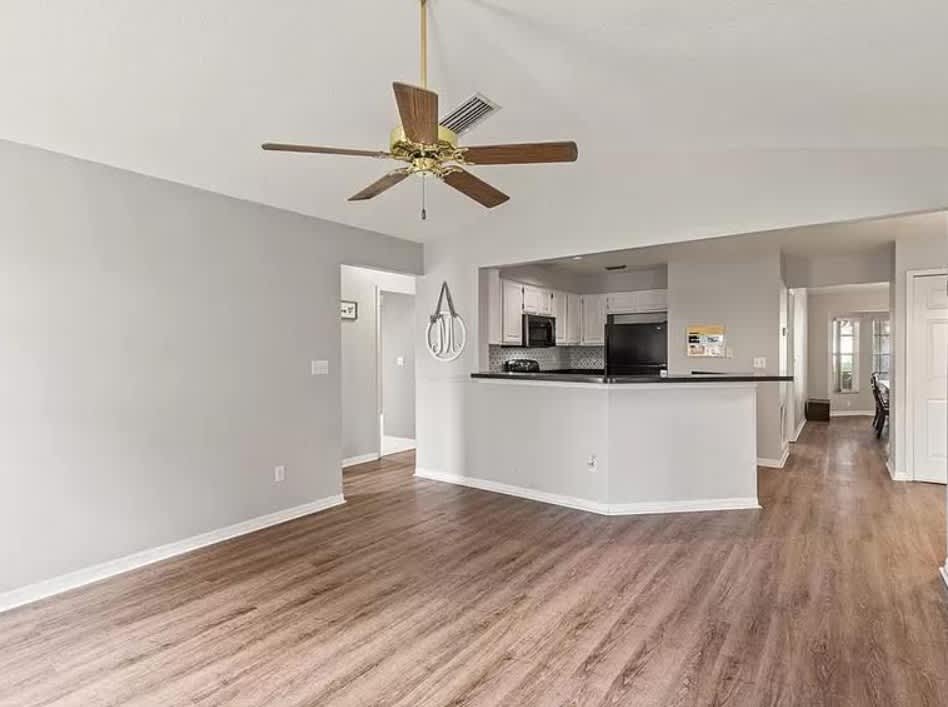 1547 Spring Ridge Cir – photo 3