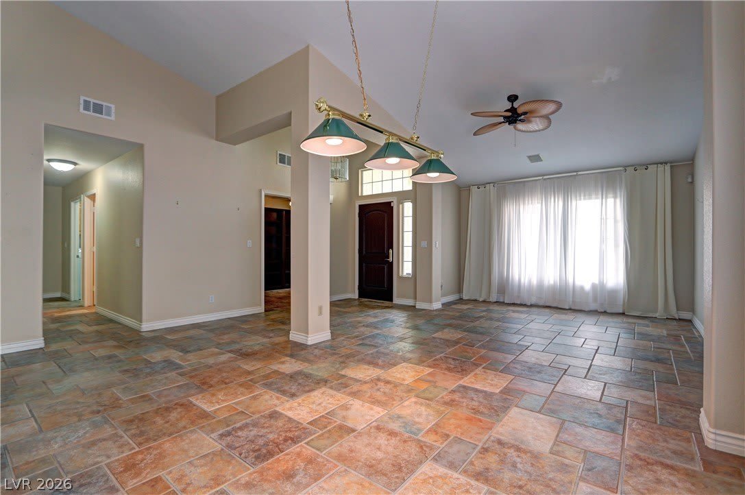 2108 Crestpoint Way – photo 3
