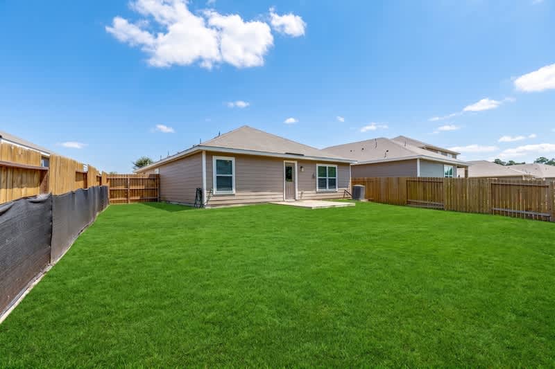 23104 Shakespeare Drive – photo 2